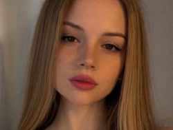 Watch 1-Babyfox´s Live Show on BongaCams