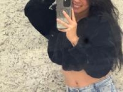 Watch SalomeSaenn´s XXX Show and Chat!