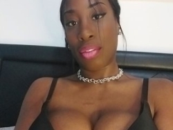 Watch EnglishGoddessDestinyBlack´s Live Show on ItsLive