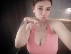 Watch AlisaBacker´s Live Show on BongaCams