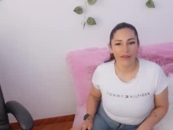 Watch luna_lgomez´s Live Show on Chaturbate