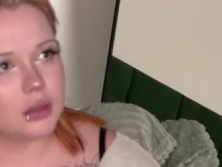 Watch your__kittyy´s Live Show on Chaturbate