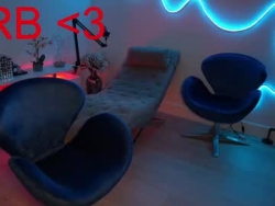 Watch lilbeccaxo´s Live Show on Chaturbate