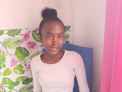 Watch Stella11´s Live Show on BongaCams