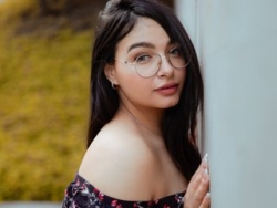 Watch BellaSophiee´s Live Show on ItsLive