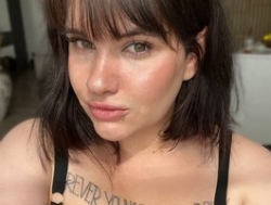 Watch TinaColada´s Live Show on BongaCams