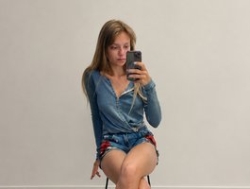 Watch Viea´s Live Show on BongaCams