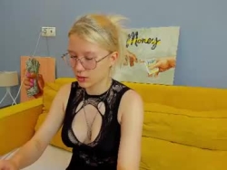 Watch nika_sm´s Live Show on Chaturbate