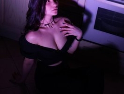 Watch MoanaQliphoth´s Live Show on BongaCams