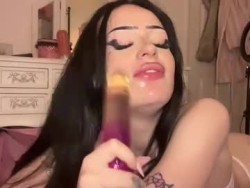 Watch bimbodoll18´s Live Show on Chaturbate