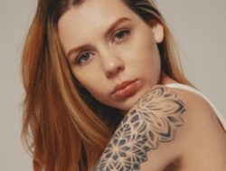 Watch MirandaShaw´s Live Show on BongaCams