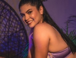 Watch VeronicaLanz´s Live Show on BongaCams