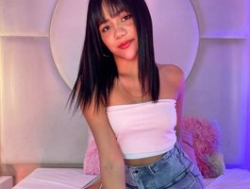 Watch LailaaMiller´s Live Show on BongaCams