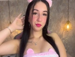 Watch danaylia´s Live Show on BongaCams