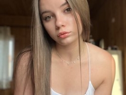 Watch BABYam´s Live Show on BongaCams