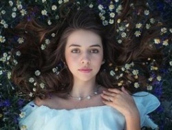 Watch Maggie-Fox´s Live Show on BongaCams