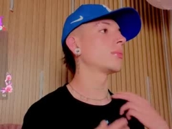 Watch luca_prince_´s Live Show on Chaturbate