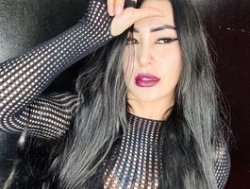 Watch elinne-hendrix´s Live Show on BongaCams