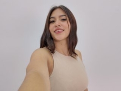 Watch Dackota´s Live Show on ItsLive