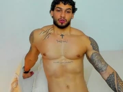 Watch king_of_kings__´s Live Show on Chaturbate