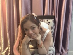 Watch YummyMeily´s Live Show on BongaCams