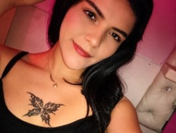 Watch LiaKalifa´s Live Show on BongaCams