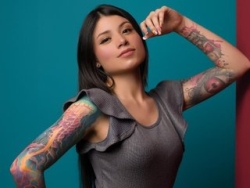 Watch Selina_Kile´s Live Show on ItsLive