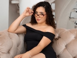 Watch NoelleCarrington´s Live Show on ItsLive