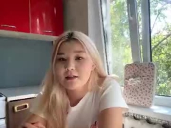 Watch katheyslatkin´s Live Show on Chaturbate