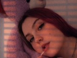 Watch RebeFucksonn´s Live Show on BongaCams