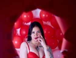 Watch martina-tay´s Live Show on BongaCams