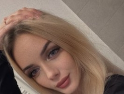 Watch SkinnyNatty´s Live Show on BongaCams