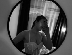 Watch Dianeles´s Live Show on BongaCams