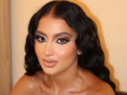 Watch Nina_Cravizz´s Live Show on ItsLive