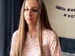 Watch allegragoodner´s Live Show on Chaturbate