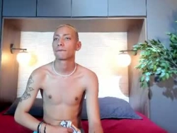 Watch andrewwhite__´s Live Show on Chaturbate