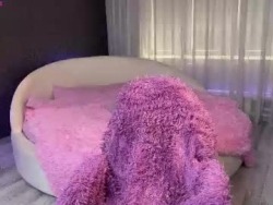 Watch tinyvivy´s Live Show on Chaturbate
