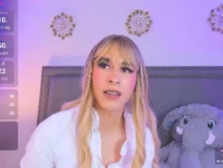 Watch ivvy_rousse´s Live Show on Chaturbate