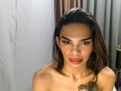 Watch neomi_hardcock´s Live Show on Chaturbate