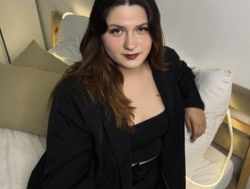 Watch Milenafiery´s Live Show on BongaCams