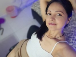 Watch Carlin1511´s Live Show on BongaCams