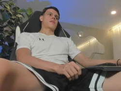 Watch maicolruggeri´s Live Show on Chaturbate