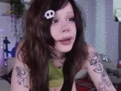 Watch _lollyshy_´s Live Show on Chaturbate