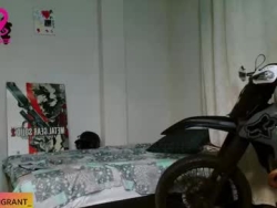 Watch ash_wingrant´s Live Show on Chaturbate