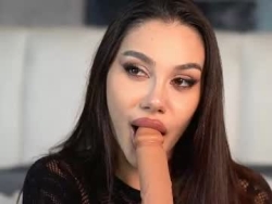 Watch ninasolle´s Live Show on Chaturbate
