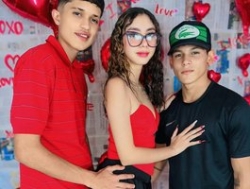 Watch YoungsWild´s Live Show on BongaCams