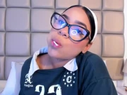 Watch lilly_williamss´s Live Show on Chaturbate