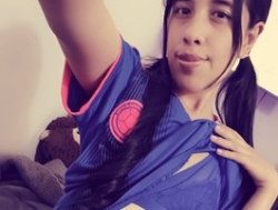 Luna-azul is Live on BongaCams: Watch Luna-azul´s Live Show on BongaCams