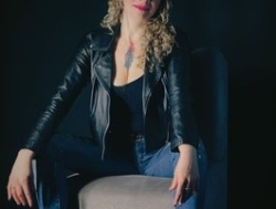 Watch AlaiaEvanss´s Live Show on BongaCams