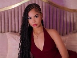 Sheensea is Live on ItsLive: I like to talk a lot while i play with my pussy, spank my ass hard until it gets red, i love to use a lot of oil in all of my shows and the best thing fulfill all of your desires?Every request for shows only in private!! Watch Sheensea´s Live Show on ItsLive